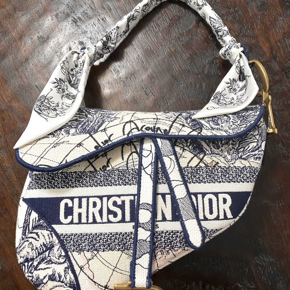 💯 Authentic!!! Around the world embroidered saddle bag! Not the toile de jouy!!